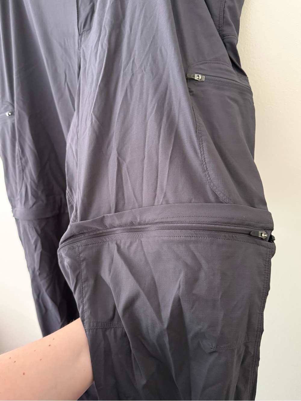 L.L. Bean Women’s Zip-Off Gray Hiking Vista Camp Pants Size 18 - Picture 6 of 8